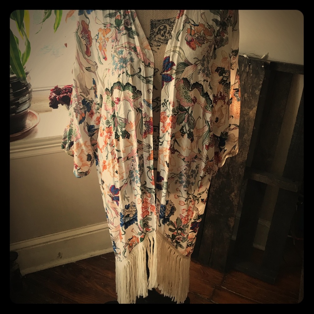 Flower vintage-feel kimono